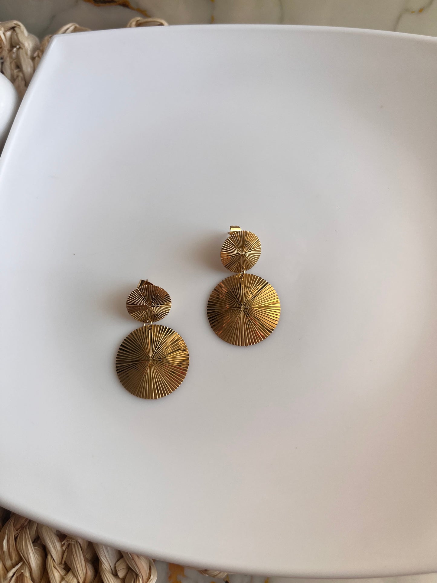 Aretes Zole