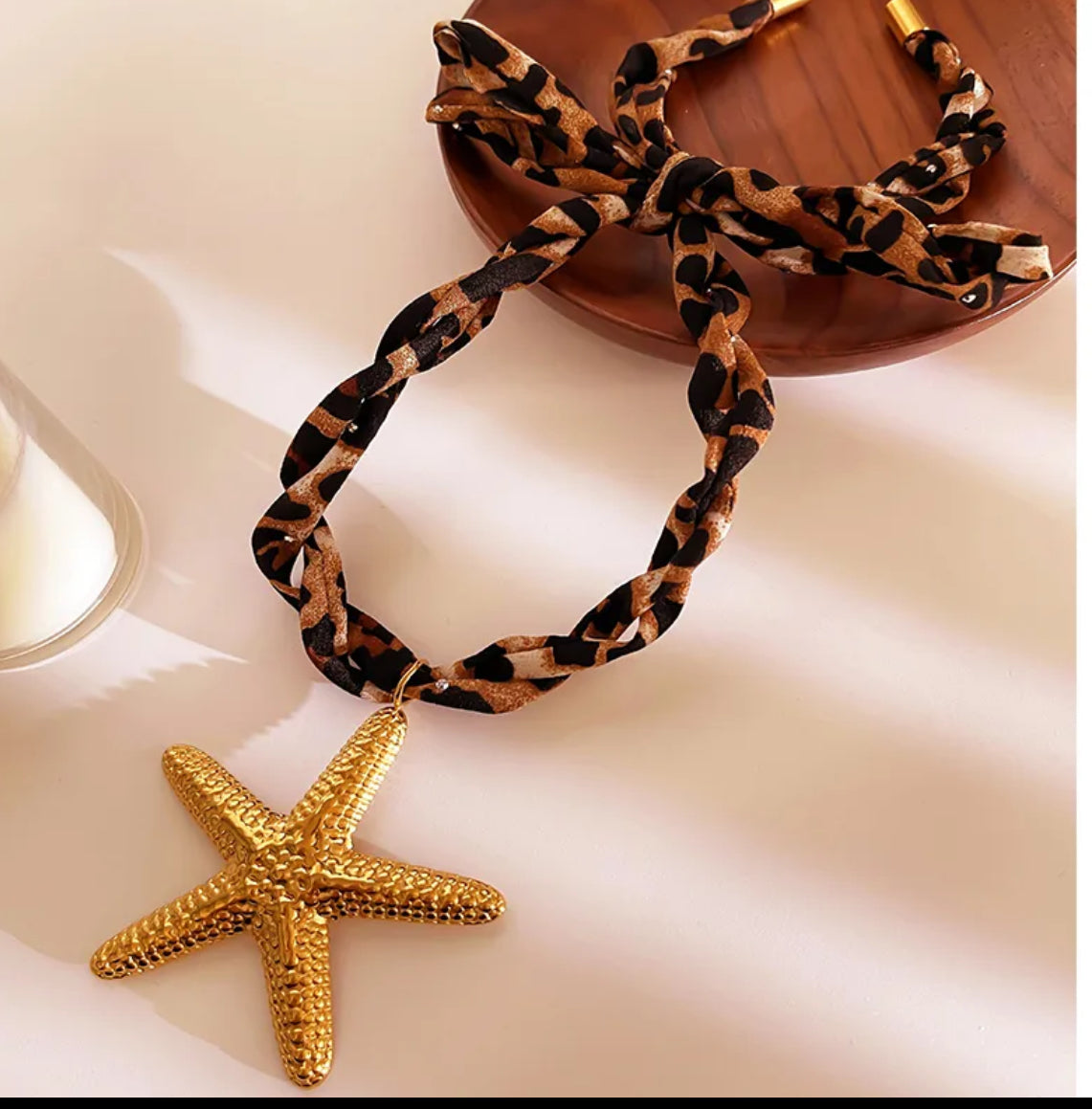 Collar animal print dijes mega