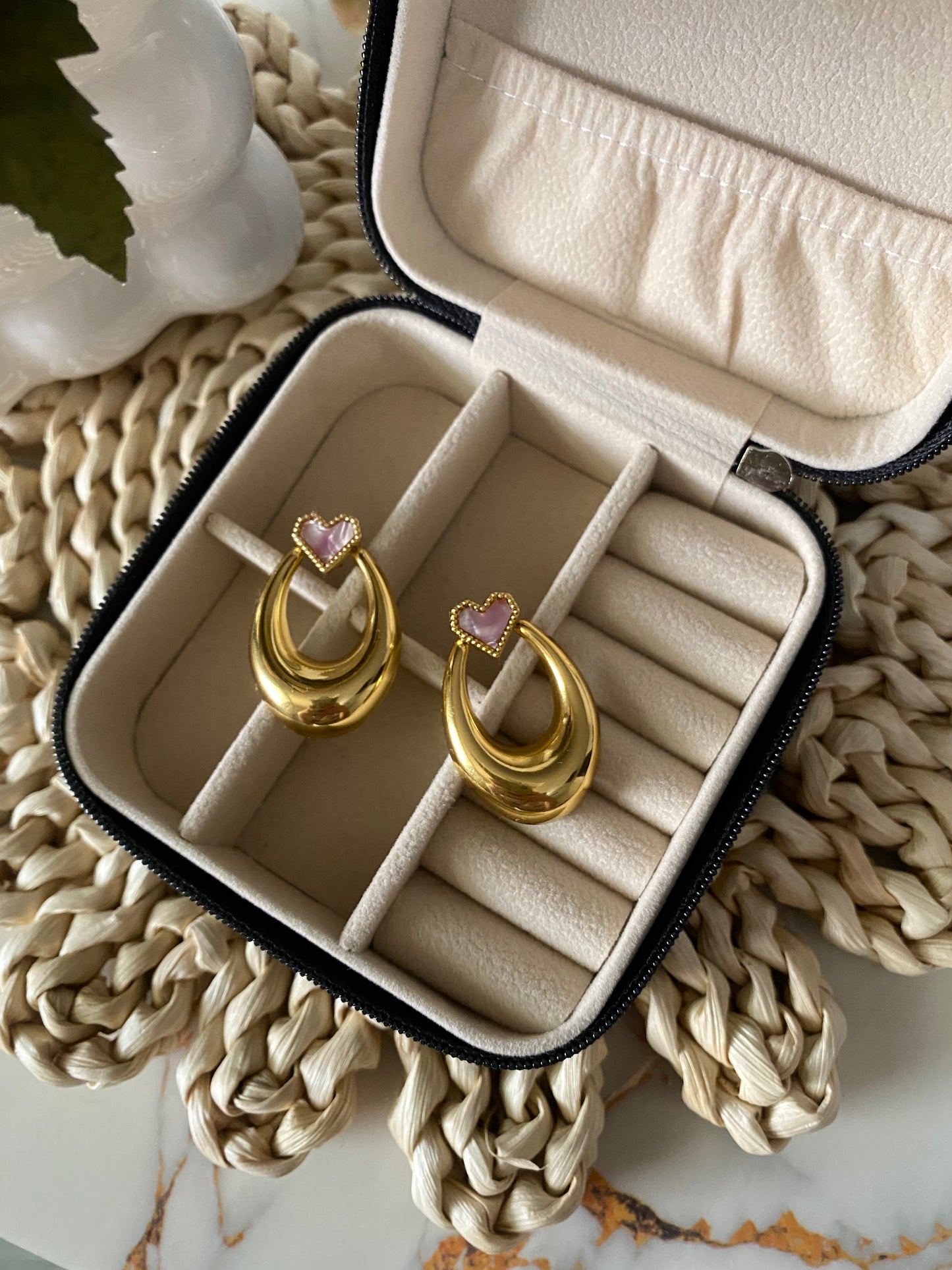 Aretes Ovalo/ corazon
